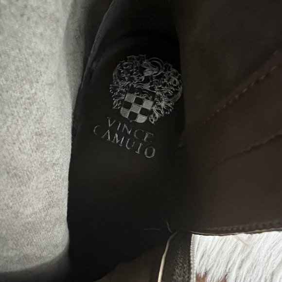 NEW Vince Camuto Women's Size 6.5‎ M Tuscan Taupe Leather Buckle Kerivini Boot - Picture 7 of 11